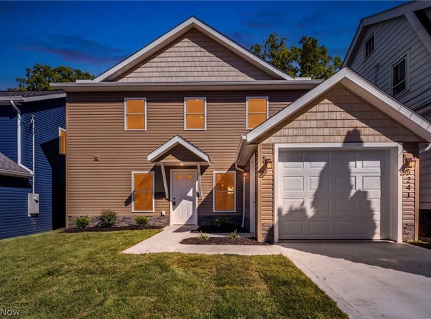 5241 Forest Avenue, Maple Heights, OH 44137