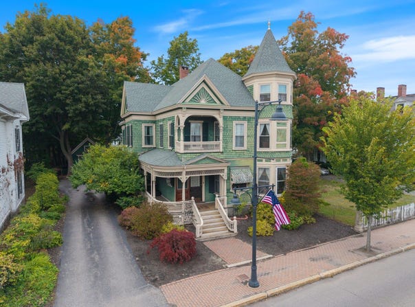 342 Main Street, Saco, ME 04072