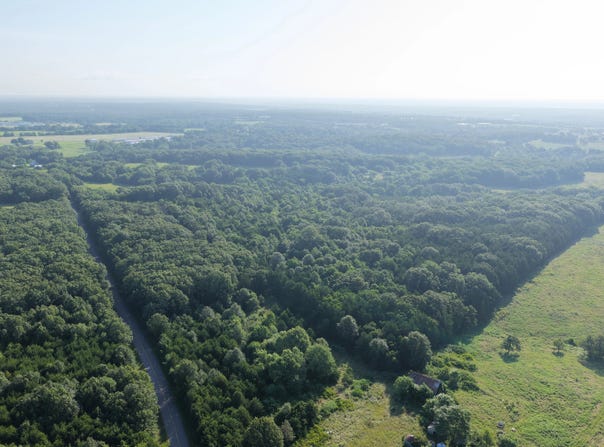 13635 Highway N, Stover, MO 65078