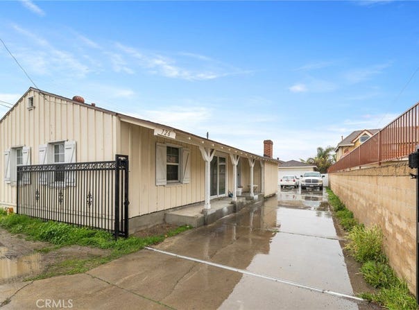 728 N Euclid Street, Santa Ana, CA 92703