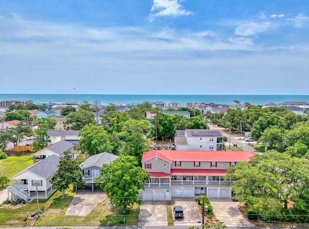 1027B Lakeside Dr., Surfside Beach, SC 29575