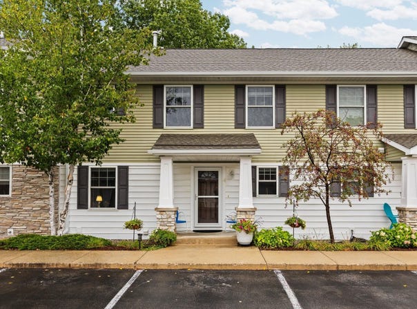 1511 Kent Street, Traverse City, MI 49633