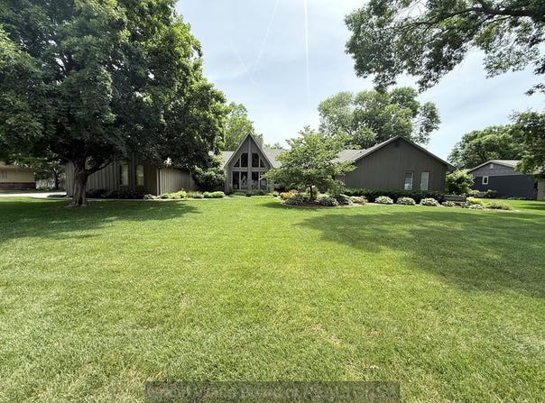 2307 Apache Road, Grand Island, NE 68801