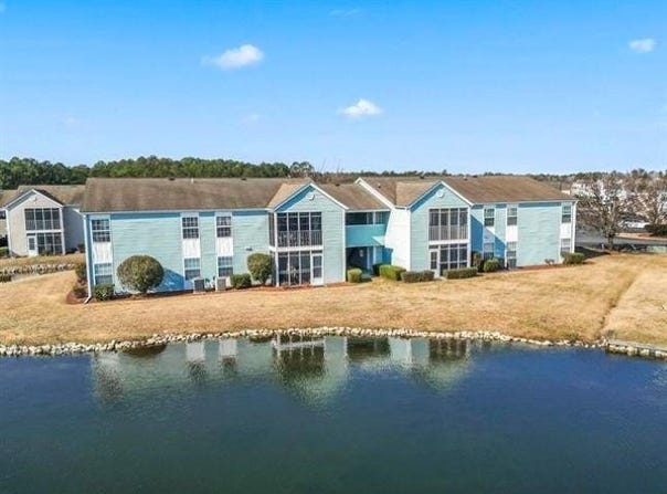8835 Chandler Dr., Myrtle Beach, SC 29575