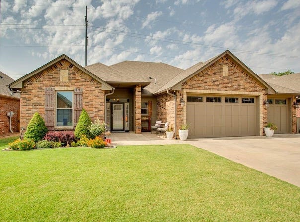 711 Ninnekah, Enid, OK 73701