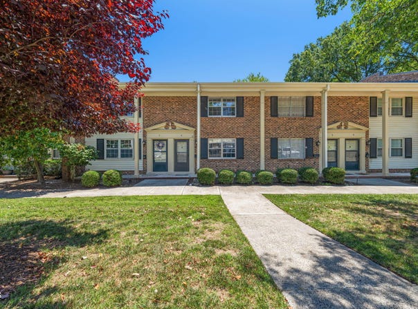 1002 Willow Drive, Chapel Hill, NC 27514