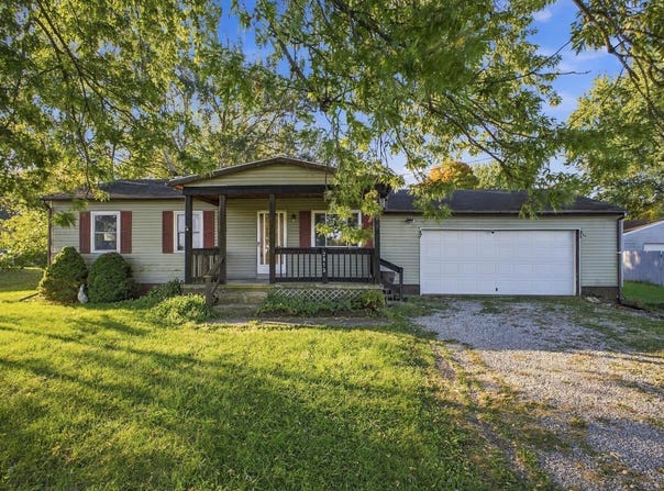 2013 Harris Drive, Marion, OH 43302