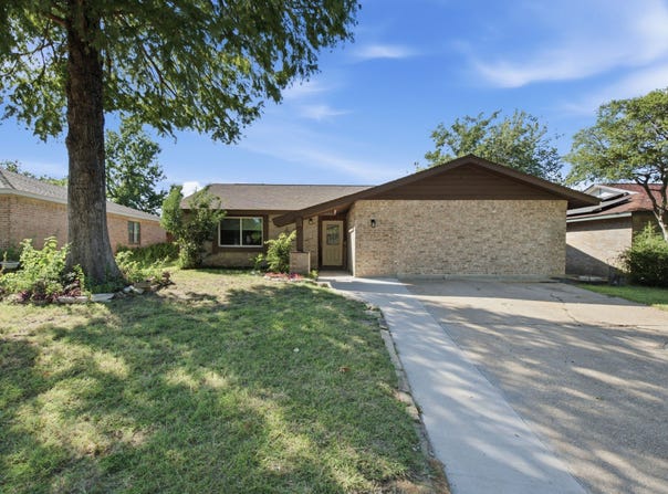 1615 Roundrock Trail, Mesquite, TX 75149