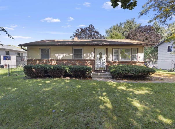 4310 RED COAT Road, ROCKFORD, IL 61109