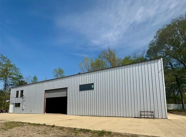 204 W Sherry Lane, Broken Bow, OK 74728