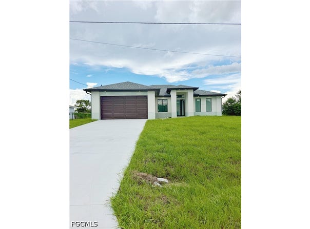 9031 Lamkin Circle, Labelle, FL 33935