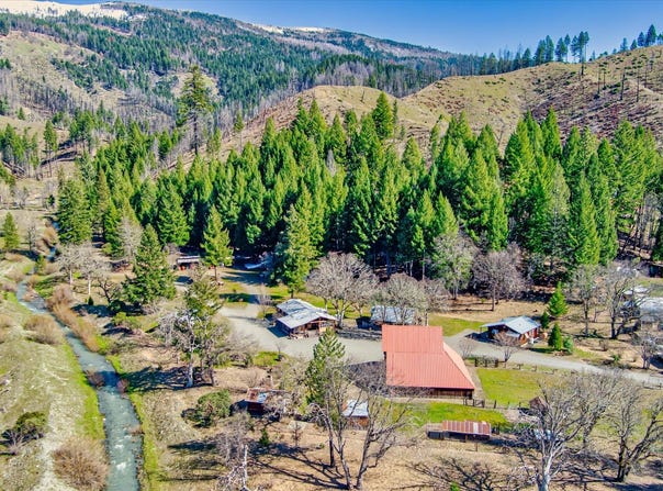 60 Littlefield Lane, Ruth Lake, CA 95526