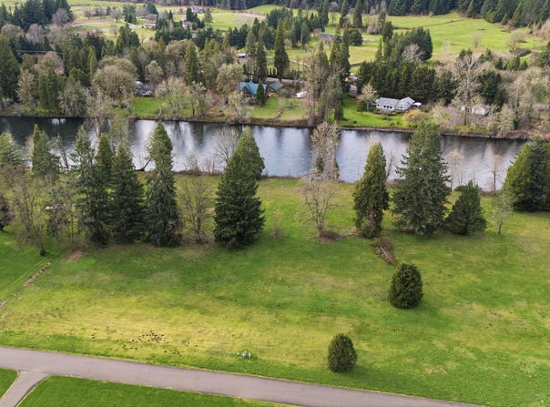 Omlid Dr, Springfield, OR 97478