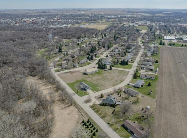 6th Street lot: #33 903, Spencer, IA 51301