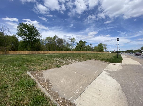 U.S. Highway 60 E, Republic, MO 65738