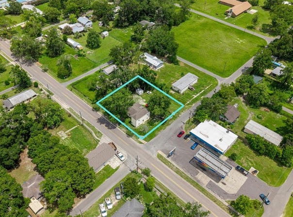 10107 S DIVISION Avenue, HAMPTON, FL 32044