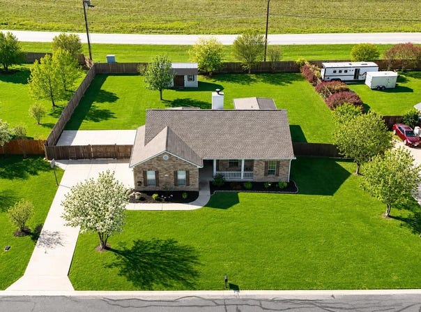 119 Brazos Dr, Hutto, TX 78634