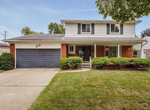 1119 Winthrop Drive, Troy, MI 48083