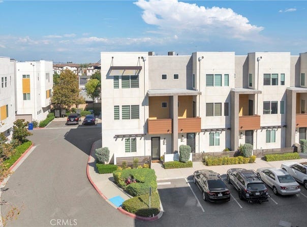 8061 Ackerman, Buena Park, CA 90621