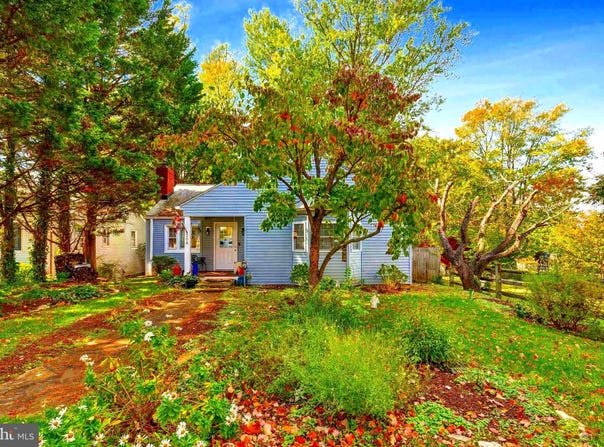 208 CHESTNUT Street, MIDDLEBURG, VA 20117