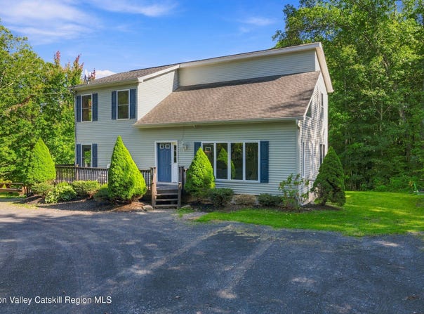 696 Old Road, Windham, NY 12496