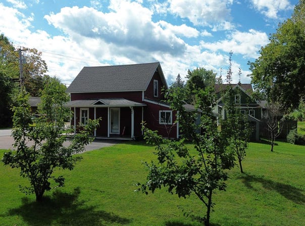 7 River Road, Jericho, VT 05465