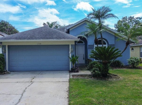 1709 SCOTCH PINE Drive, BRANDON, FL 33511