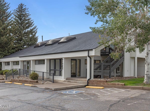 11 Eagle Park E Drive, Eagle, CO 81631