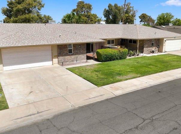 10734 W HATCHER Road, Sun City, AZ 85351
