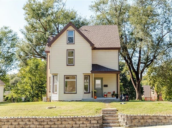 525 N 7th Street, Atchison, KS 66002