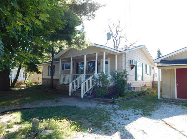 5711 Wellington Way, Grayling, MI 49738