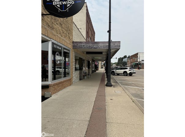 110 E State Street, Algona, IA 50511