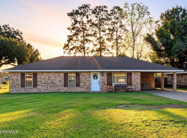 530 Sharon Street, Eunice, LA 70535