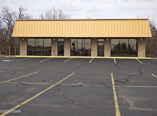 800 W 12th Street, Lamar, MO 64759