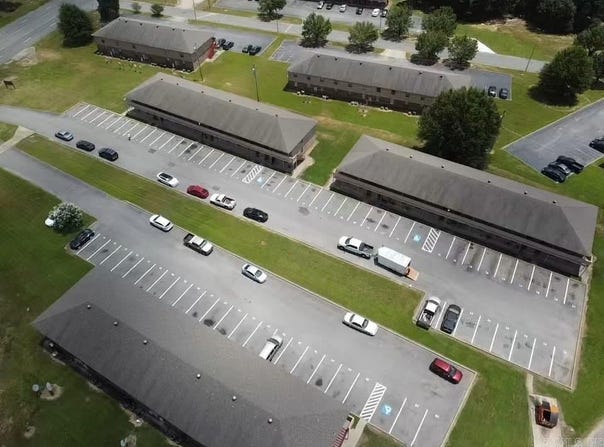 6720 Dollarway Rd, White Hall, AR 71602