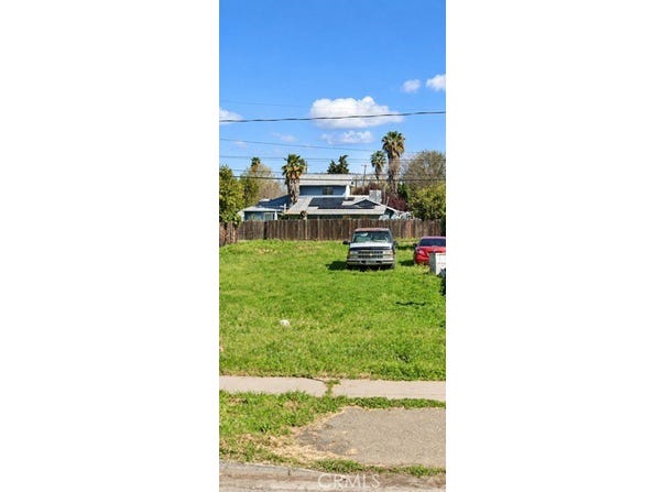 415 Broadway, Planada, CA 95365