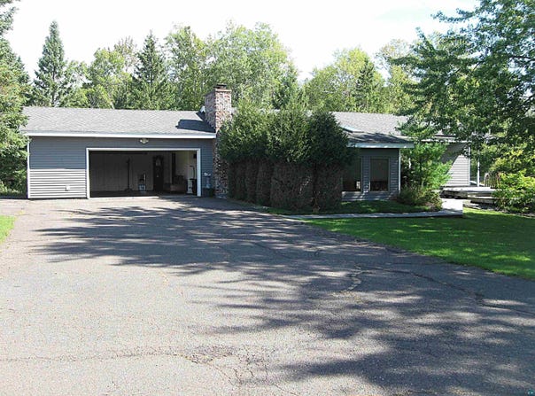 5154 N Tischer Rd, Duluth, MN 55804