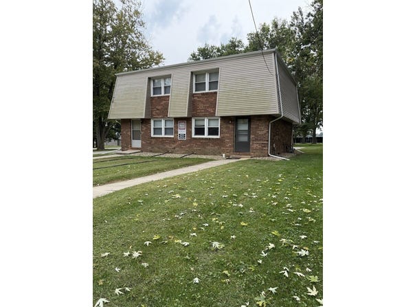 1501 Hovey Avenue, Normal, IL 61761