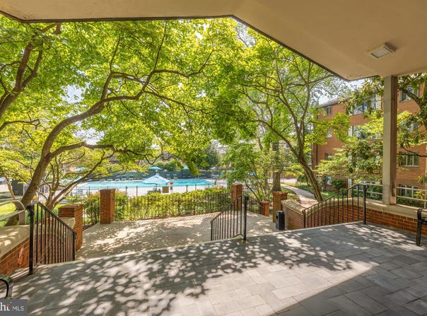 5301 WESTBARD Circle, BETHESDA, MD 20816