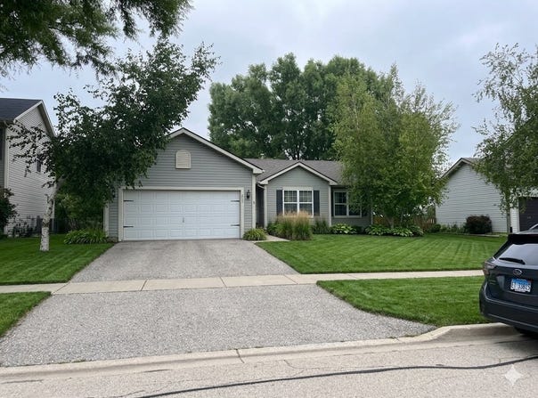 943 Pond Brook Avenue, Malta, IL 60150