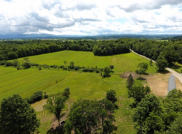 Barnes Road, Whiting, VT 05778