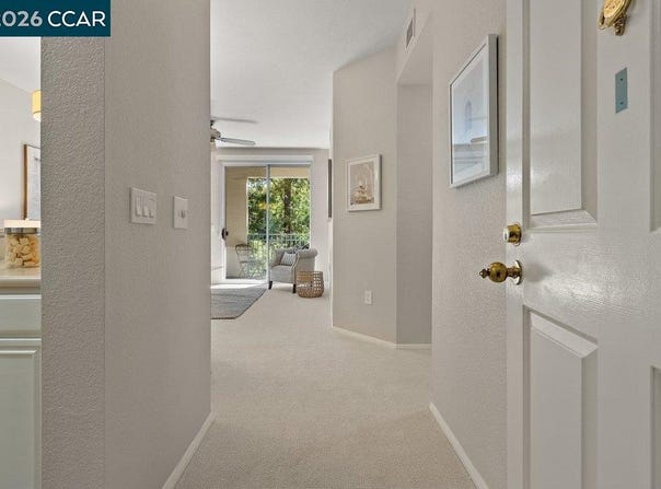 1860 Tice Creek Dr, Walnut Creek, CA 94595