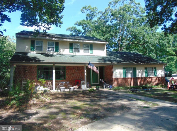 49 E CLOVERDALE Avenue, PINE HILL, NJ 08021