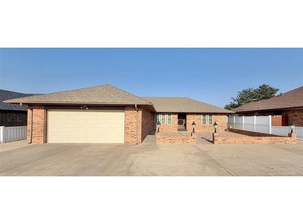 1915 Chisholm Drive, Guymon, OK 73942
