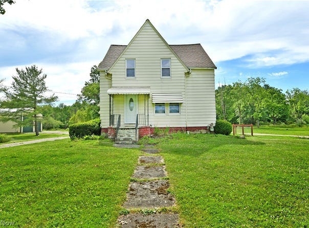 6349 Downs Road NW, Warren, OH 44481