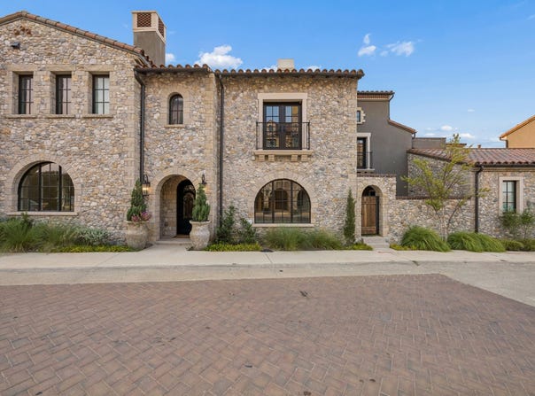 74 Cortes Drive, Westlake, TX 76262