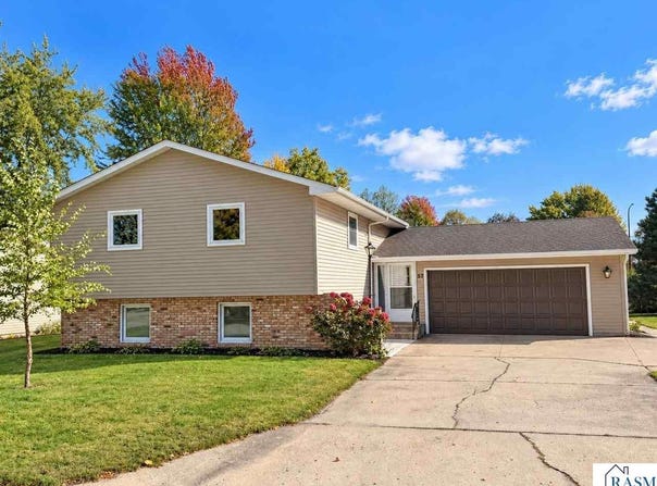 57 Circuit Drive, New Ulm, MN 56073