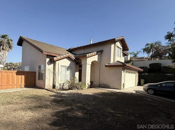 8551 S Slope Dr, Santee, CA 92071