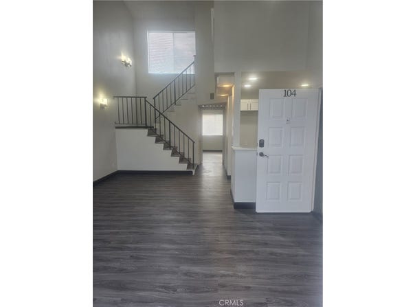 11150 Glenoaks, Pacoima, CA 91331