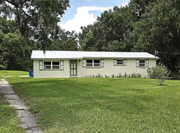 1214 JERRY SMITH Road, DOVER, FL 33527
